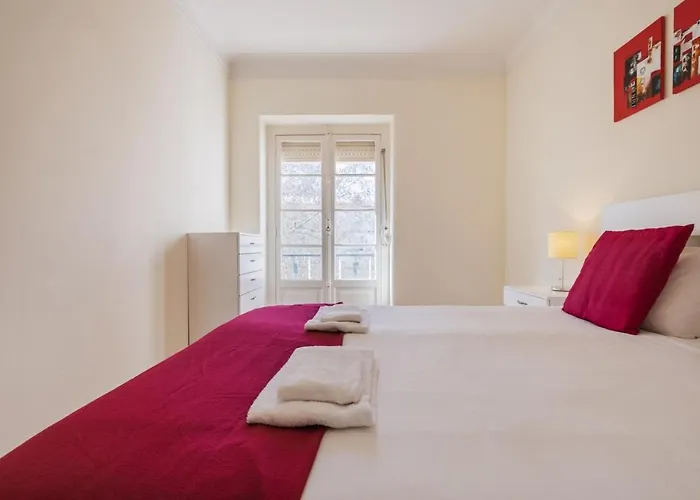 Joao Azevedo Coutinho *