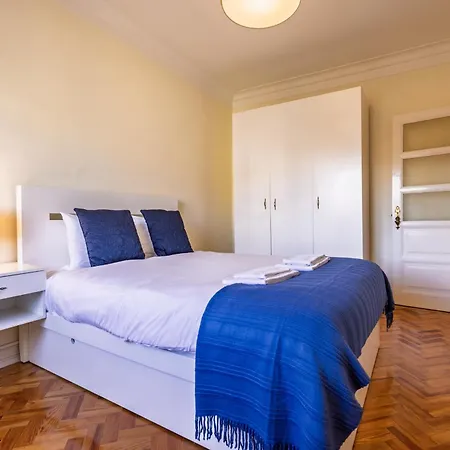 Joao Azevedo Coutinho Apartment Lisbon