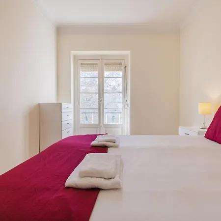 Joao Azevedo Coutinho *