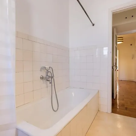 Joao Azevedo Coutinho ליסבון